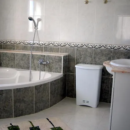 Villa Casa Sara - Private With Private Pool